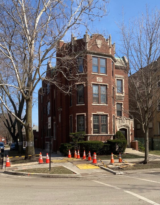 4945 N Washtenaw Ave in Chicago, IL - Building Photo