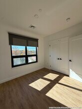 199 Gardner St in Boston, MA - Foto de edificio - Building Photo