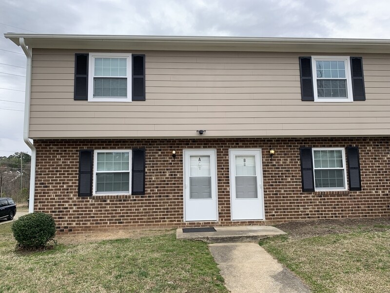 4205 Delbert Ave in Durham, NC - Building Photo
