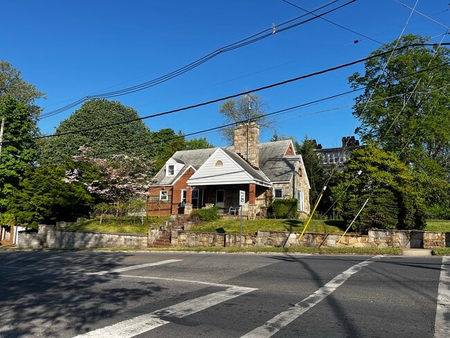 172 E Green St, Unit B in Westminster, MD - Building Photo - Building Photo