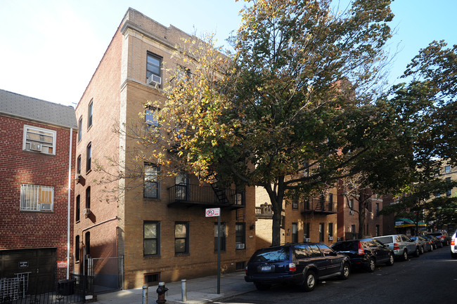 3718 72nd St in Jackson Heights, NY - Building Photo - Building Photo