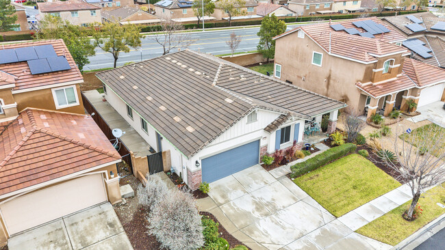 3758 American Elm Rd in San Bernardino, CA - Building Photo - Building Photo