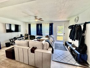 1811 Brookwood Rd in Norfolk, VA - Building Photo - Building Photo
