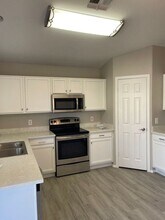 12220 W Rosewood Dr in El Mirage, AZ - Building Photo - Building Photo