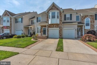 144 Pennsbury Ln in Deptford, NJ - Building Photo - Building Photo