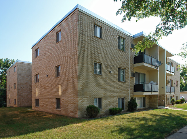 613 Hoyt Ave E in St. Paul, MN - Building Photo - Building Photo