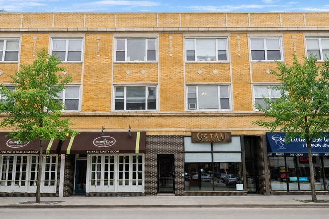 2467 N Clark St, Unit 2, Unit 2