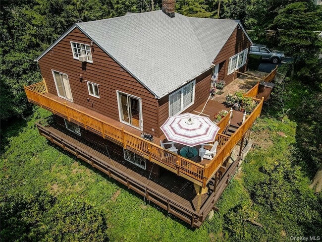 property at 50 Glenwood Rd