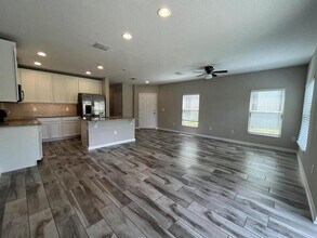 12162 Water Poppy Ct in Orlando, FL - Building Photo - Building Photo