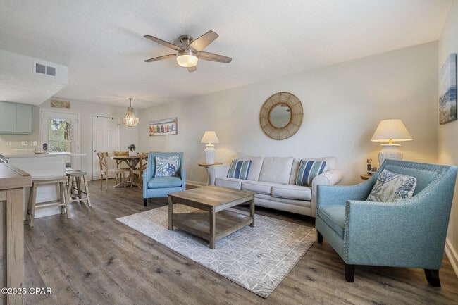 127 Linda Marie Ln in Panama City Beach, FL - Building Photo - Building Photo