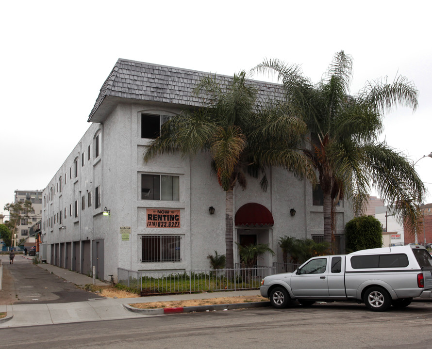 420 Cedar Ave in Long Beach, CA - Building Photo