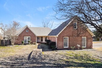 4760 Harvest Knoll Cove N in Memphis, TN - Building Photo - Building Photo