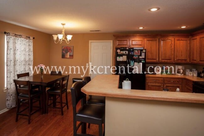 4228 Mission Rd in Kansas City, KS - Building Photo - Building Photo