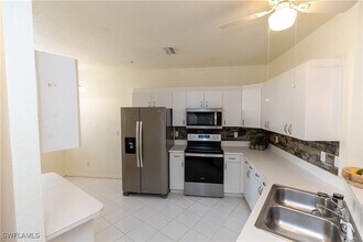 12040 Summergate Cir, Unit 102 in Ft. Myers, FL - Building Photo - Building Photo