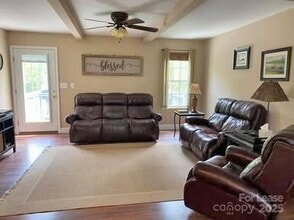 1304 Mollys Backbone Rd in Catawba, NC - Building Photo - Building Photo