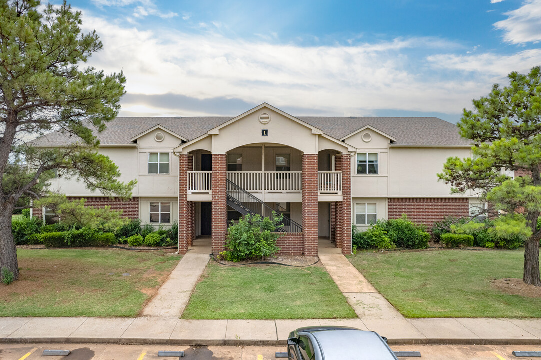 The Links at Oklahoma City in Oklahoma City, OK - Building Photo