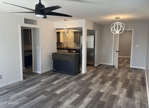 216 E Carol Ave in Phoenix, AZ - Building Photo - Building Photo