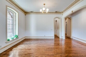 5437 Stone Canyon Dr in Frisco, TX - Foto de edificio - Building Photo