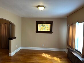 4947 Cote Brilliante Ave, Unit 4947 #1 in St. Louis, MO - Building Photo - Building Photo