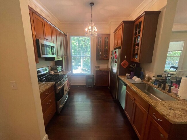 27 West Ln in Ridgefield, CT - Building Photo - Building Photo