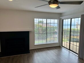 117 Henry M Chandler Dr, Unit 117 in Rockwall, TX - Building Photo - Building Photo
