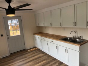 133 Lakeside Dr in Walkerton, IN - Building Photo - Building Photo