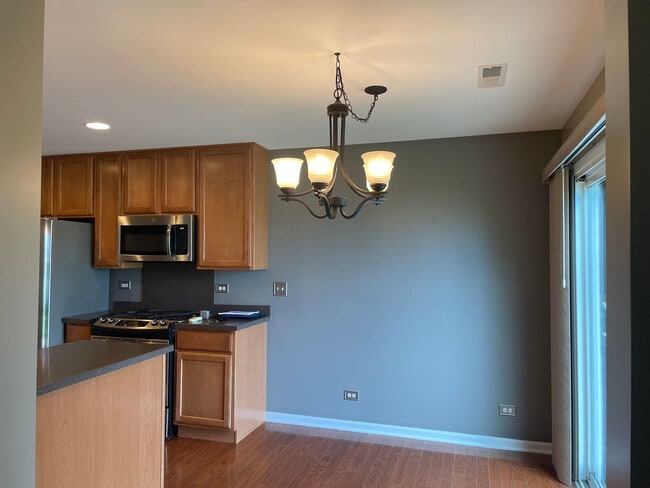 615 Hawley Dr in Oswego, IL - Building Photo - Building Photo