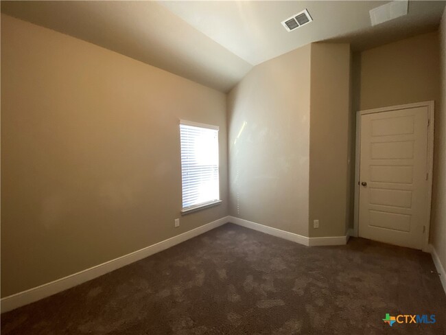 1247 FM306 in Canyon Lake, TX - Building Photo - Building Photo
