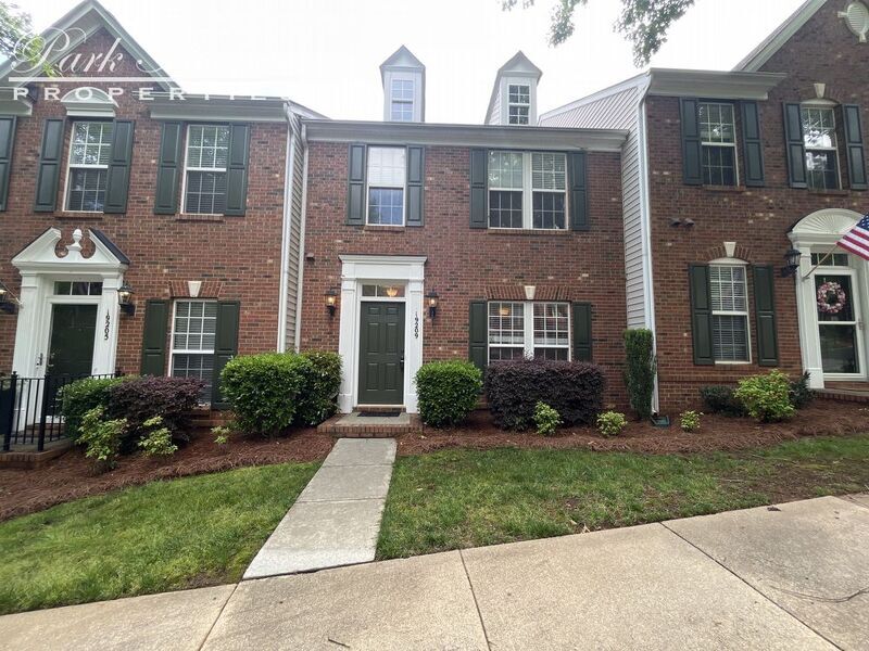 19209 Lake Norman Cove Dr Photo