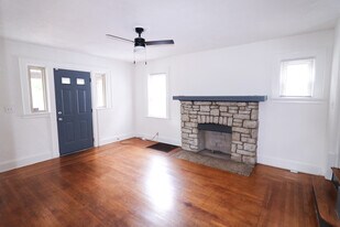 2631 Bellevue Ave in Cincinnati, OH - Building Photo