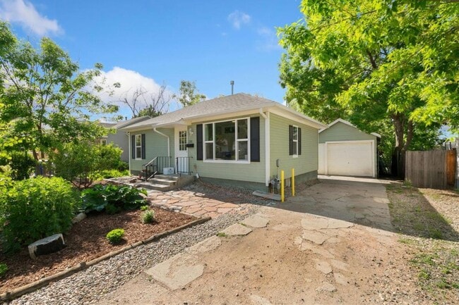 150 W 11th St in Loveland, CO - Building Photo - Building Photo