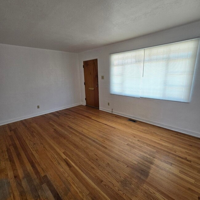 205 Madison St NE in Albuquerque, NM - Building Photo - Building Photo