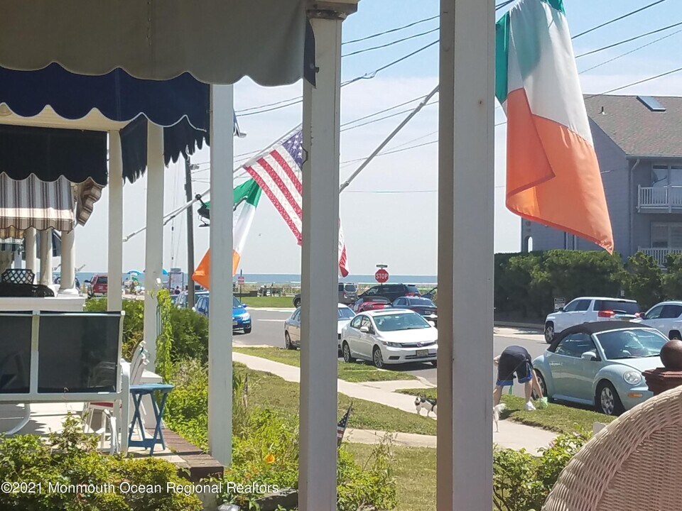 108 Lareine Ave in Bradley Beach, NJ - Building Photo