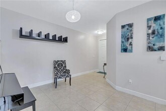 5906 NW 46th Ln in Lauderhill, FL - Building Photo - Building Photo