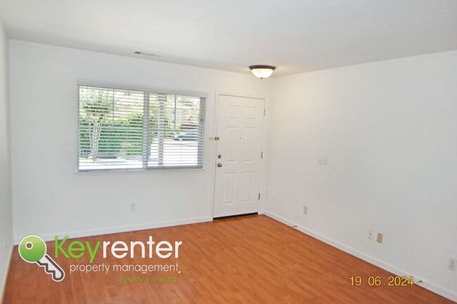 4239 Cowell Rd in Concord, CA - Building Photo - Building Photo