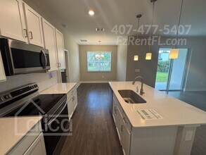 4336 Las Almanos Ave in North Port, FL - Building Photo - Building Photo