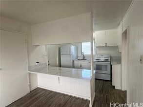 141 Kihapai St in Kailua, HI - Building Photo - Building Photo