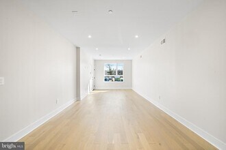 315 W Berks St-Unit -1 in Philadelphia, PA - Building Photo - Building Photo