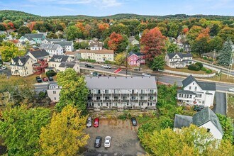 22 River St, Unit 2 in Hudson, MA - Building Photo - Building Photo