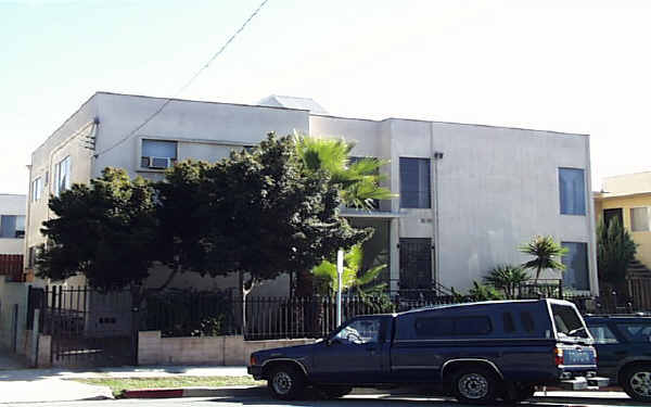 1948 Cheremoya Ave in Los Angeles, CA - Foto de edificio