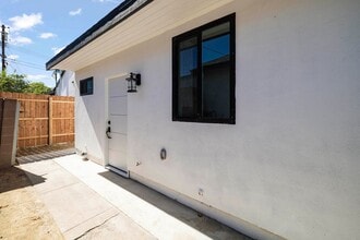 14860 Envoy St in Los Angeles, CA - Building Photo - Building Photo
