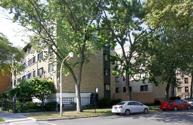 6972 N Sheridan Rd in Chicago, IL - Building Photo - Building Photo