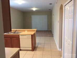 35045 Meadow Reach Dr in Zephyrhills, FL - Building Photo - Building Photo