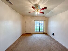 1212 Nicholas Cir in Killeen, TX - Building Photo - Building Photo