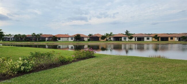 property at 11632 Onyx Cir