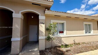 13272 Old Biscayne Dr in Homestead, FL - Building Photo