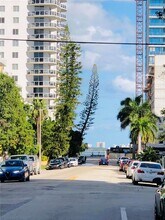 2275 Biscayne Blvd in Miami, FL - Building Photo - Building Photo