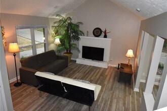576 Wedgewood Dr in Alpharetta, GA - Building Photo - Building Photo