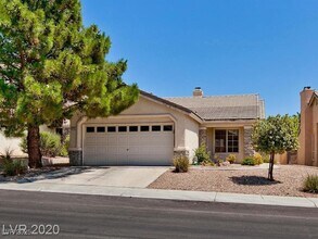 9712 Panorama Cliff Dr in Las Vegas, NV - Building Photo - Building Photo