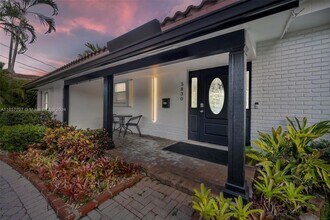5830 NE 14th Rd, Unit 1 in Fort Lauderdale, FL - Building Photo - Building Photo